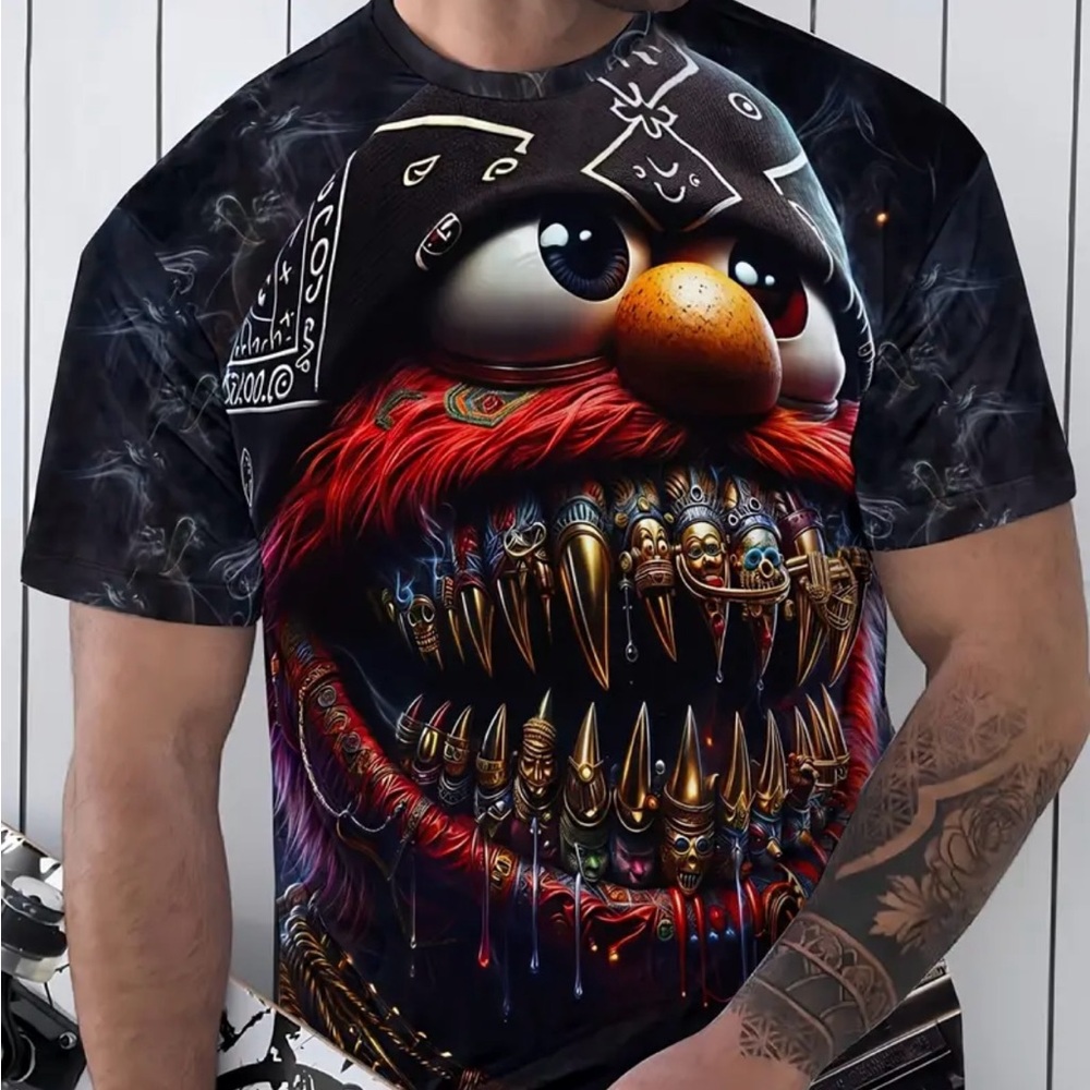 NWT!!!Men's Black Graphic T-Shirt